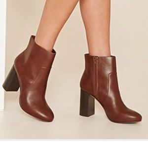 Brown Faux Leather boots-Size 6